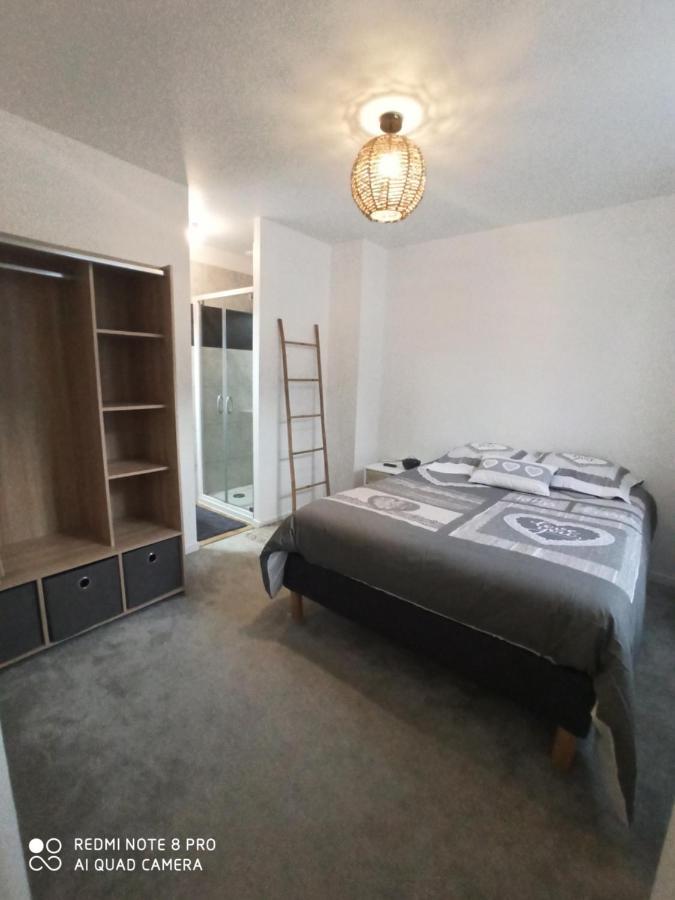 Spacieux Neuf Et Lumineux Hyper Centre Apartment Ernée Екстериор снимка
