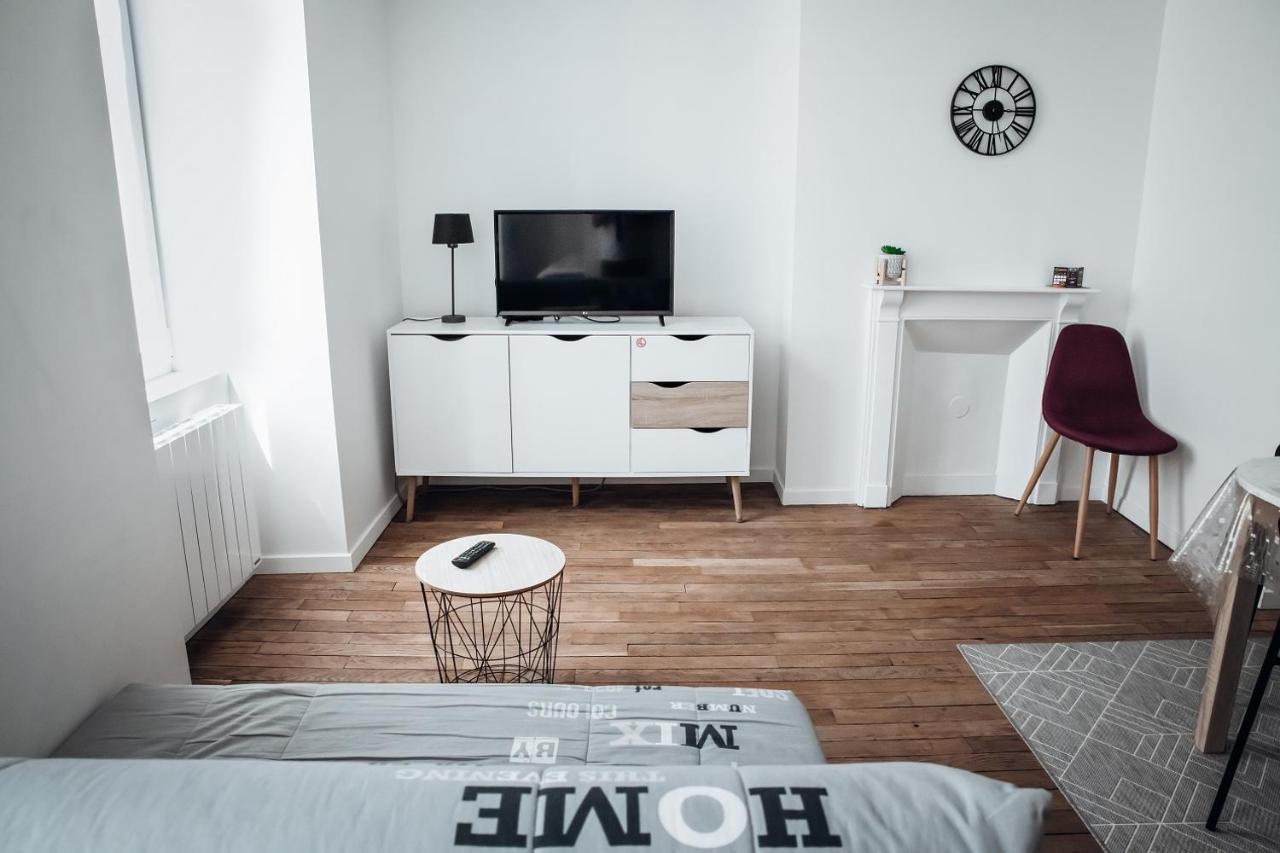 Spacieux Neuf Et Lumineux Hyper Centre Apartment Ernée Екстериор снимка