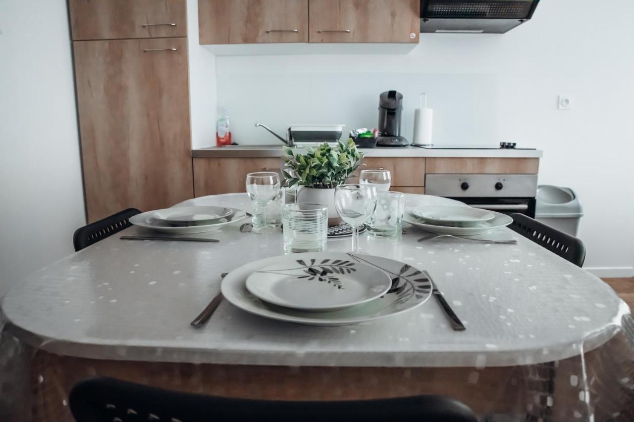 Spacieux Neuf Et Lumineux Hyper Centre Apartment Ernée Екстериор снимка